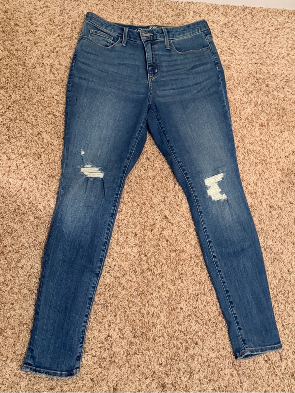 Vintage Thread Women's Distressed Mid-Blue Skinny Jeans Size 12